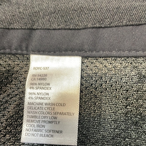 Royal Robbins Discovery Stretch Nylon Short Length Pants. Women’s size 10. NWT. - Picture 11 of 16